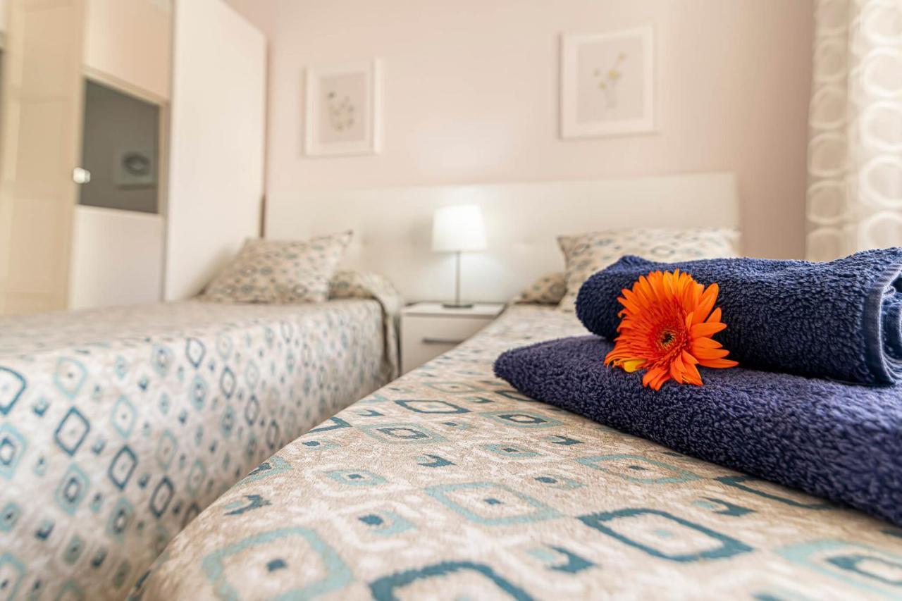 Apartamentos En El Centro De Los Cristianos Arona  Εξωτερικό φωτογραφία