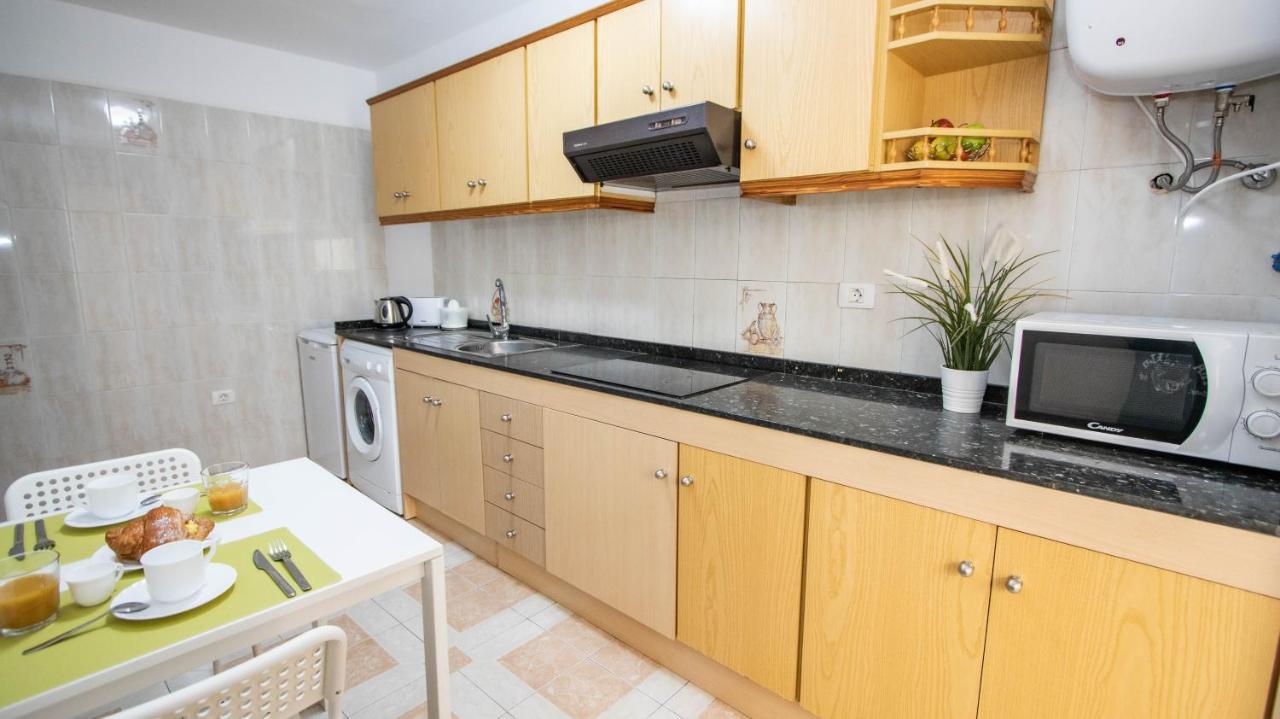 Apartamentos En El Centro De Los Cristianos Arona  Εξωτερικό φωτογραφία